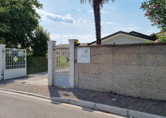 Ginkgo Guest House